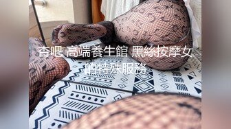 【推荐观看】帅气男模被骚扰,男人主动送骚穴求操