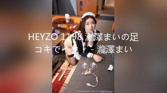 农村大哥开车带着附近村里小少妇到麦田伡震,附近没人,大力啪啪,车晃来晃去