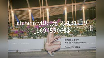 【新速片遞】  白丝伪娘 啊啊 这样我受不了了 不要停我要你用力插 老公我要喷了 射了自己一肚皮 