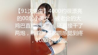 帅哥在酒店暗拍网上约颜值不错的黄衣牛仔短裤美女