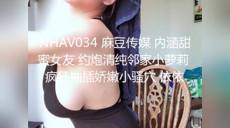 骚女约大屌炮友过来操逼，深喉舔屌口活一流，抬腿站立侧入